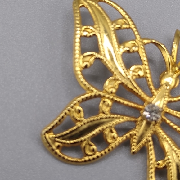 Butterfly Necklace Pendant Vtg Filigree Rhinestone - Picture 2 of 10